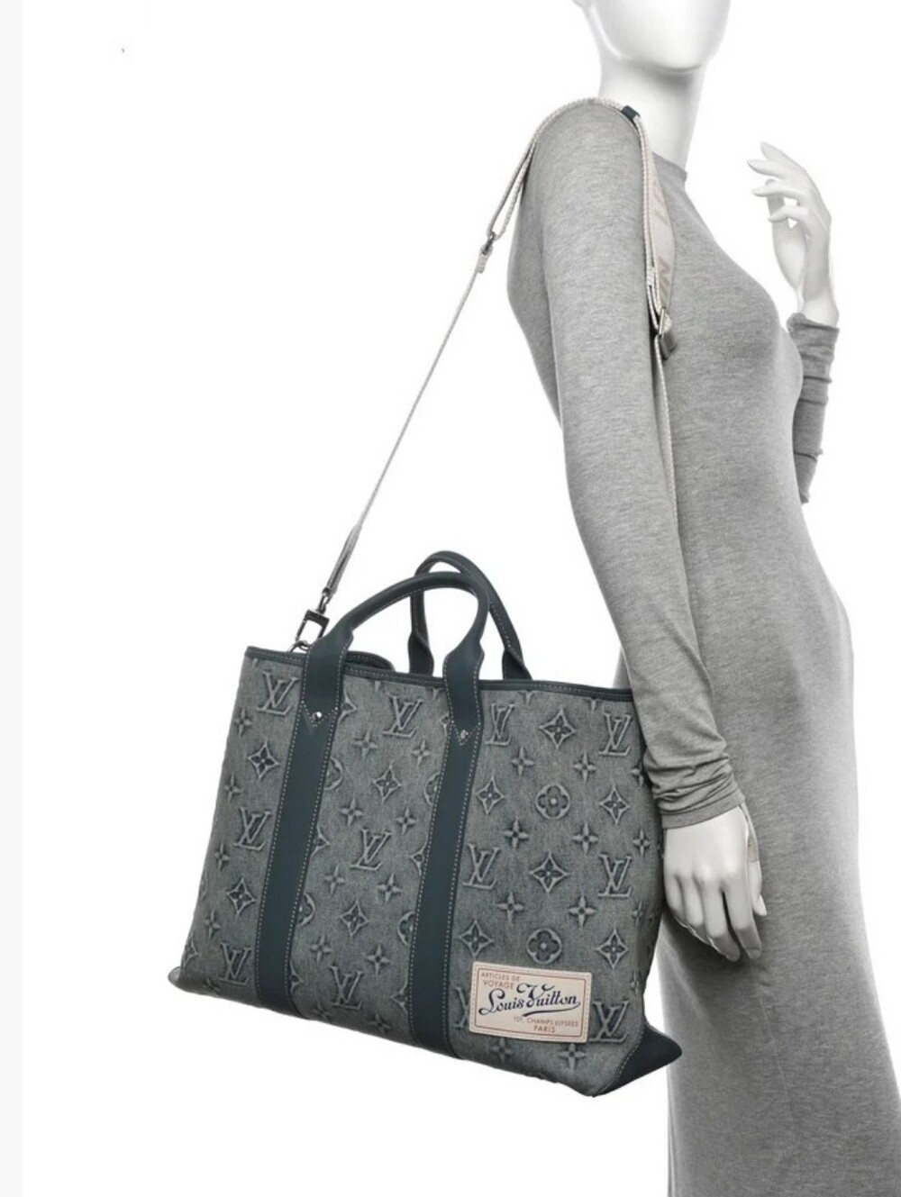 Cotton Light Blue Monogram Denim Tote w/sky Low Blue Delux Weekender Crossbody